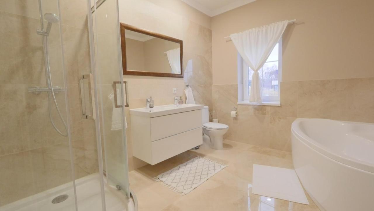 Apartmanovy Dom S Virivkou, Pod Secnom, Liptovsky Jan Villa Lipótszentmiklós Kültér fotó