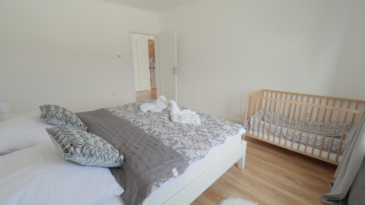Apartmanovy Dom S Virivkou, Pod Secnom, Liptovsky Jan Villa Lipótszentmiklós Kültér fotó