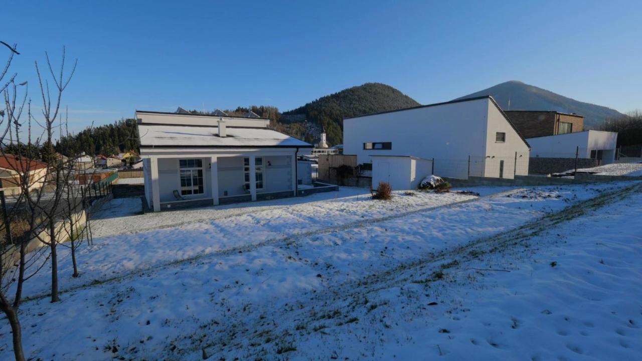 Apartmanovy Dom S Virivkou, Pod Secnom, Liptovsky Jan Villa Lipótszentmiklós Kültér fotó